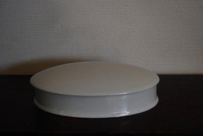 002-784 Oval Bonbonjär 25x18x7cm