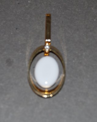 Medaljong Förgylld platta 18x13mmmm