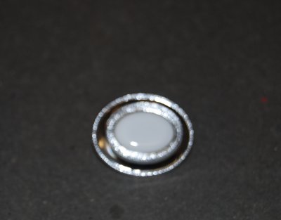 Brosch Silverfärg platta 20x14mm
